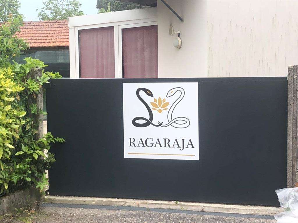 Entrata-suite-RagarajaSPA