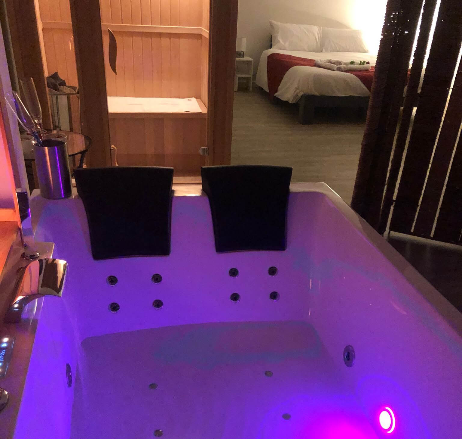 Cromoterapia Suite con SPA Friuli Cromoterapia, Suite con SPA Friuli